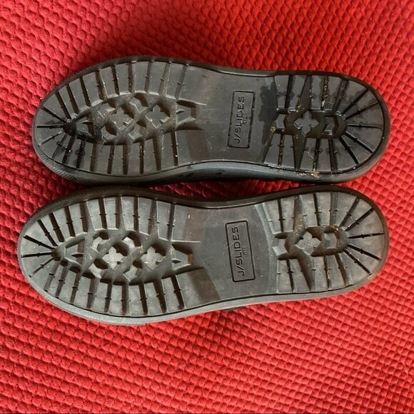 J/SLIDES Sz 7 Suede Upper Rubber Sole Pull On Booties J Slides - Picture 3 of 7